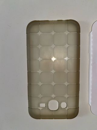 Una Cover Trasparente Per Smartphone Samsung J3