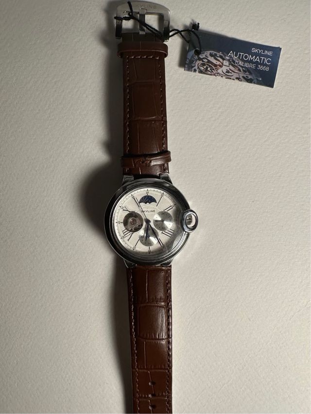 Reloj mecánico Skyline Sun&moon (nuevo, sin usar)