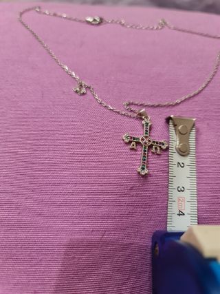 CONJUNTO DE CRUZ Y PENDIENTES 