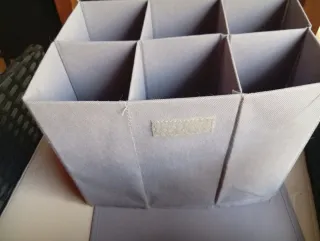 Contenitore organizer richiudibile per armadio