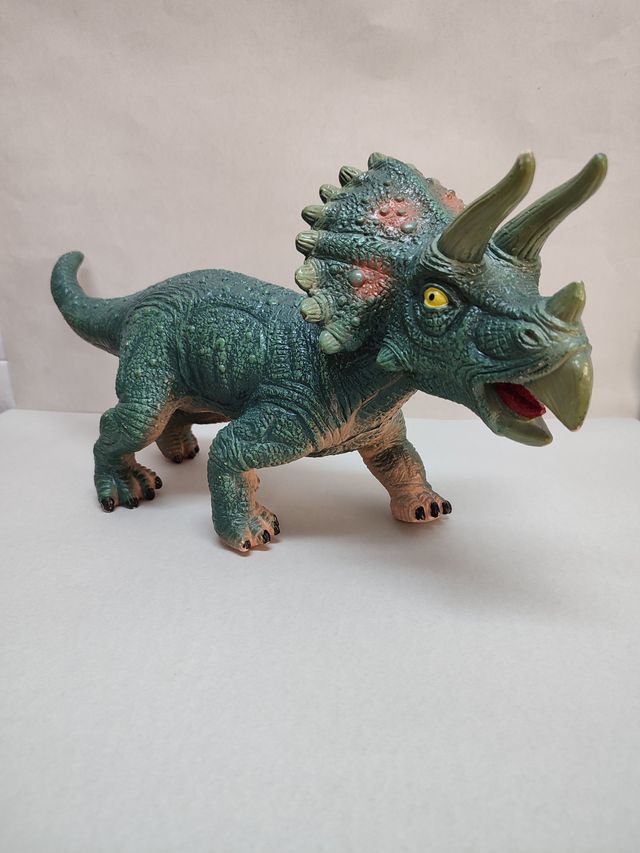 Triceratops Grande 50CM 
