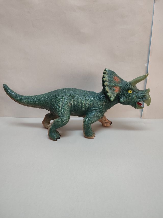 Triceratops Grande 50CM 