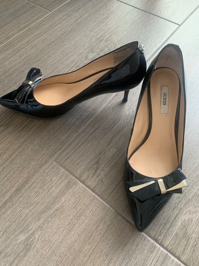 zapatos de salon negros guess 39
