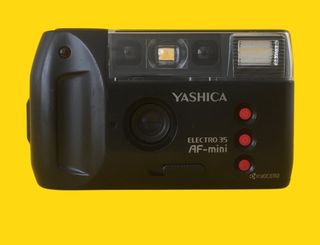 Cámara fotos vintage yashica
