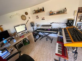 Clases piano, producción, síntesis, musicoterapia