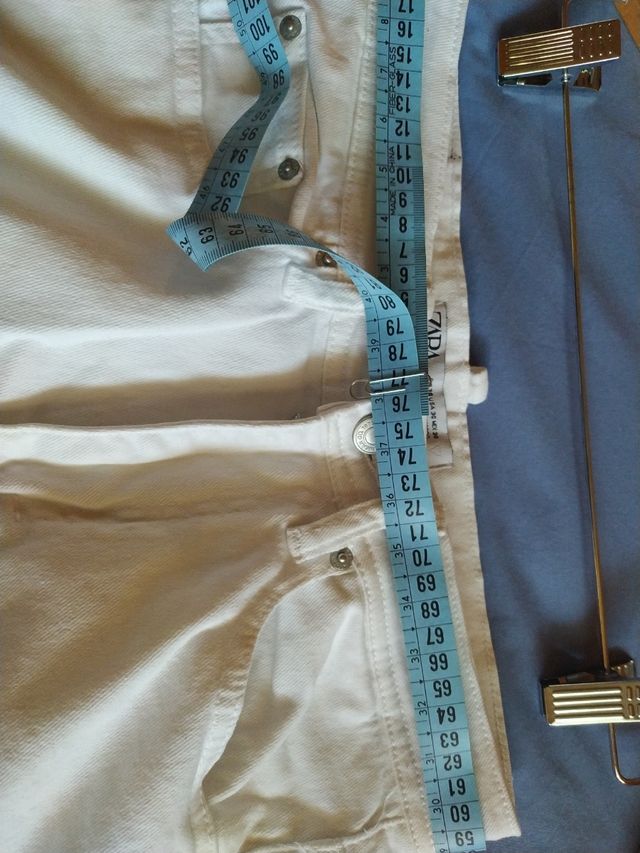 Pantalón vaquero blanco