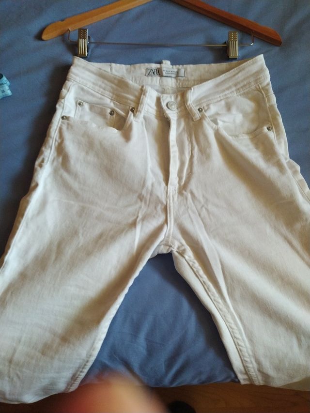 Pantalón vaquero blanco