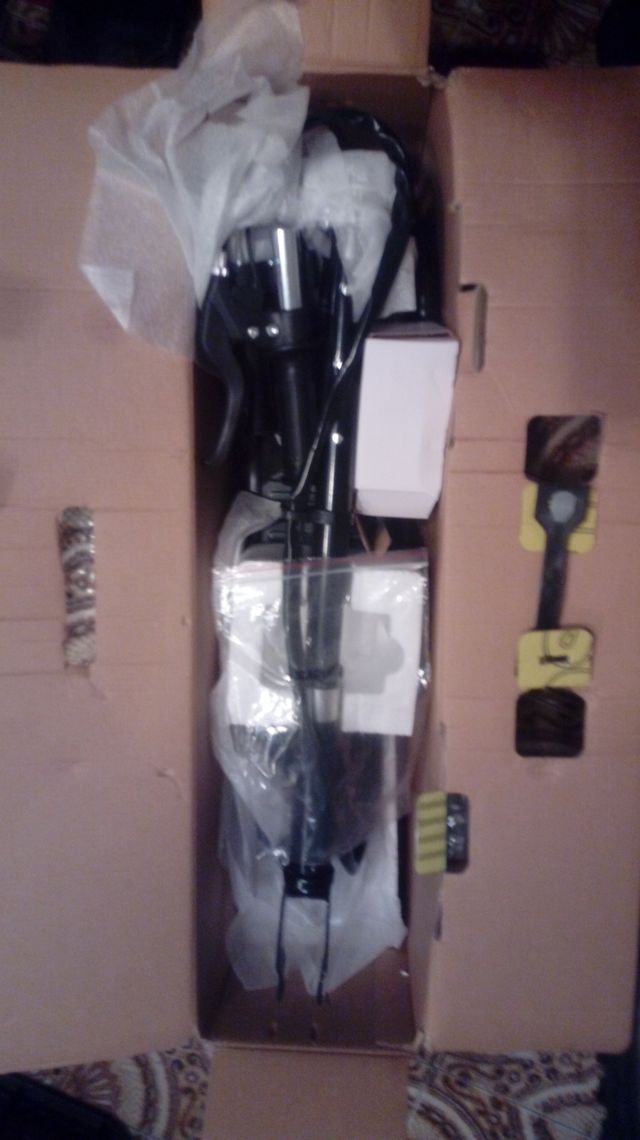 patinete electrico sin estrenar en caja E-SCOOTER