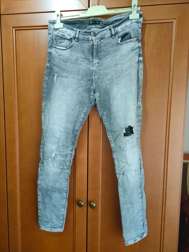 Vaqueros rotos 46 TEX