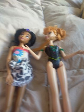 Muñecas Disney Pocahontas y Ariel