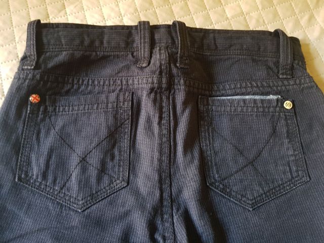 Pantalon Pepe Jeans talla 6 + sueter regalo