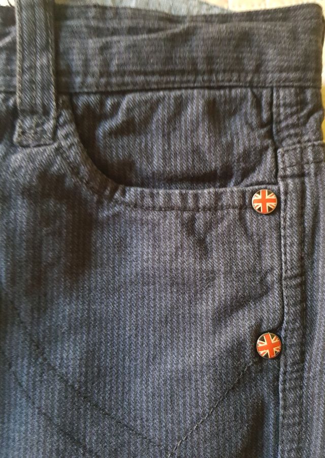 Pantalon Pepe Jeans talla 6 + sueter regalo