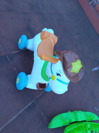Cavallo a dondolo Chicco