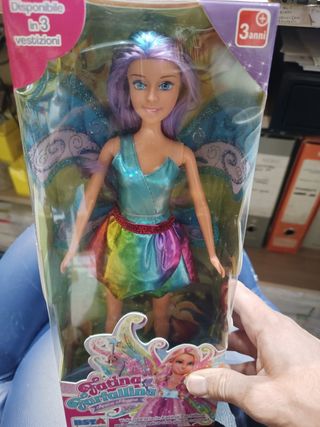 Bambola fatina farfallina stile Barbie 