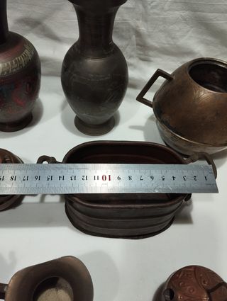 Antigüedades de cobre, latón y bronce.