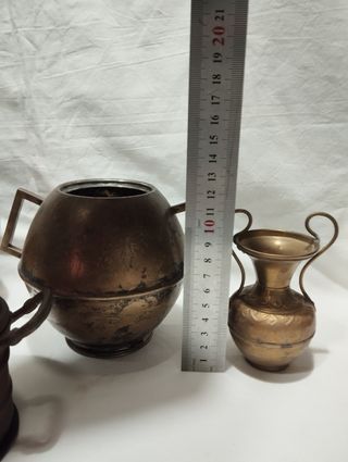 Antigüedades de cobre, latón y bronce.