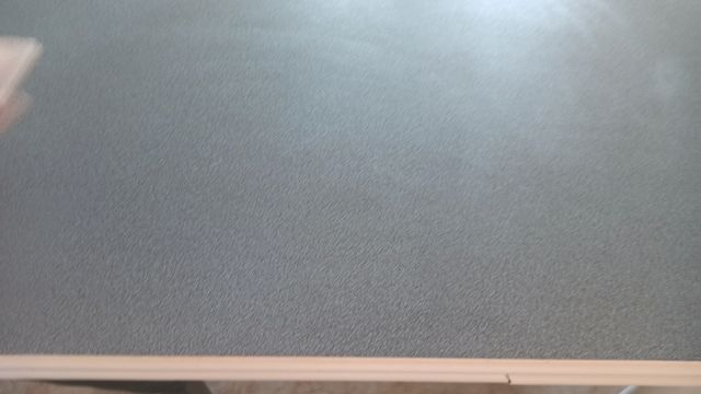 Mesa extensibile y cuatro sillas