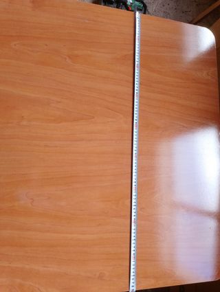 Mesa extensible y 4 sillas