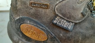Botas senderismo caña alta marca bestard.