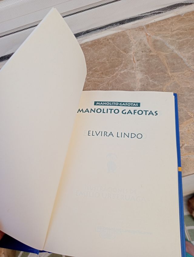 Libro Manolito gafotas
