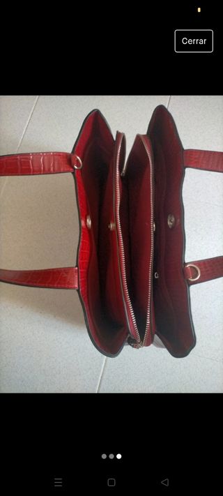Bolso rojo para navidad Stradivarius 