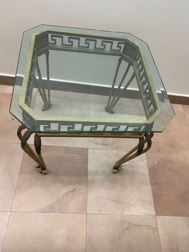 se vende una mesa