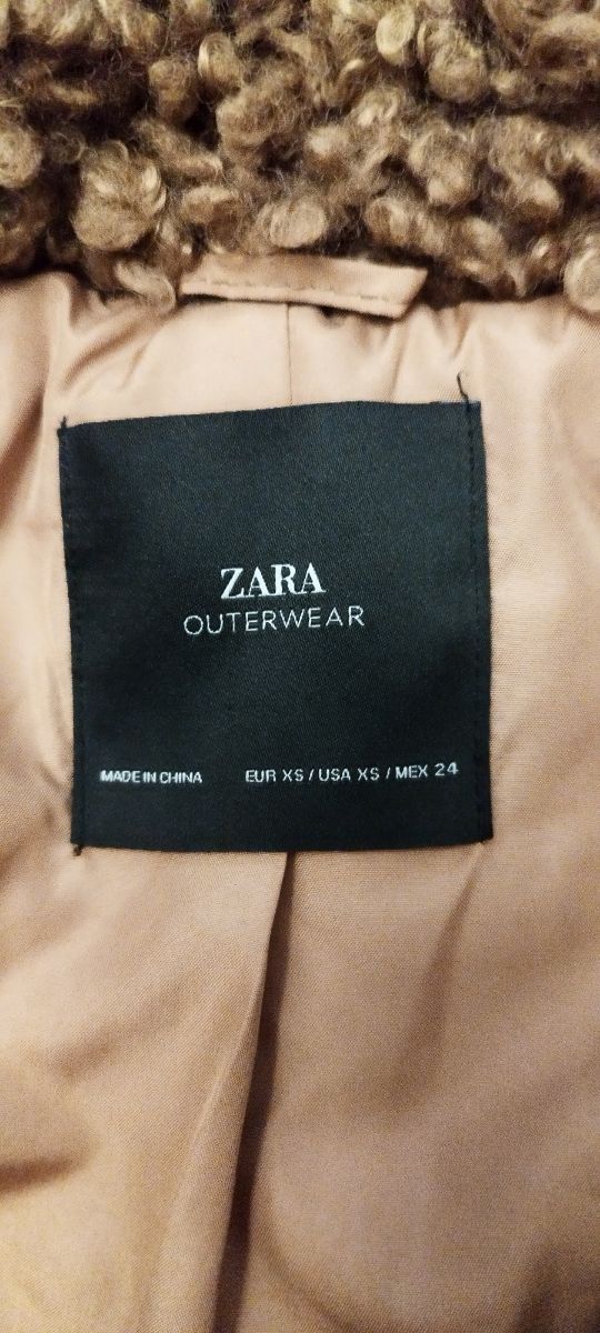 ABRIGO BORREGUILLO ZARA