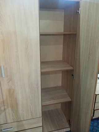 ARMARIO DE 3 PUERTAS - NUEVO