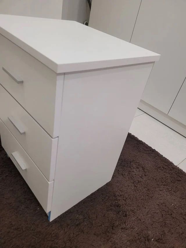 MESITA DI NOTTE MODERNA - NUOVA