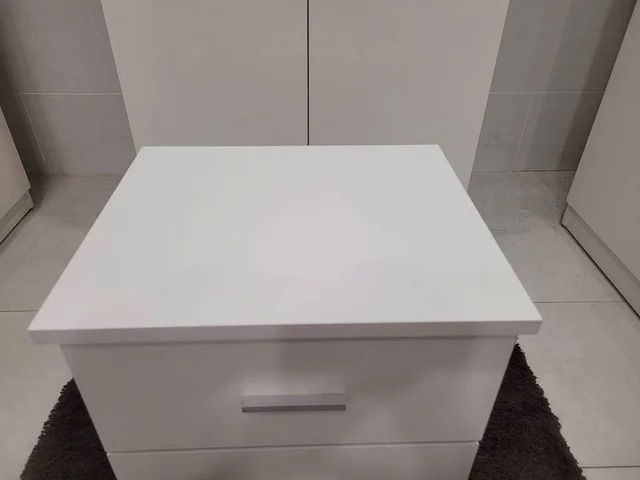 MESITA DI NOTTE MODERNA - NUOVA