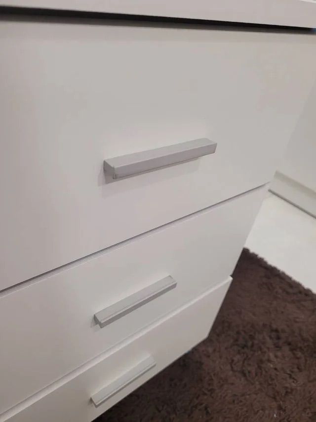 MESITA DI NOTTE MODERNA - NUOVA