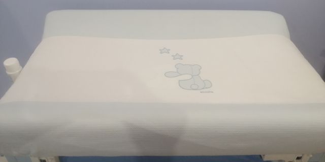 Funda cambiador bebé marca Alondra