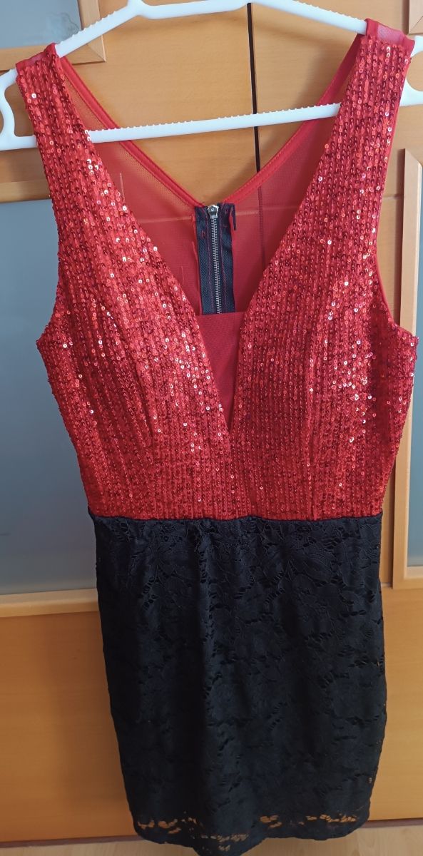 Vestido de fiesta con lentejuelas