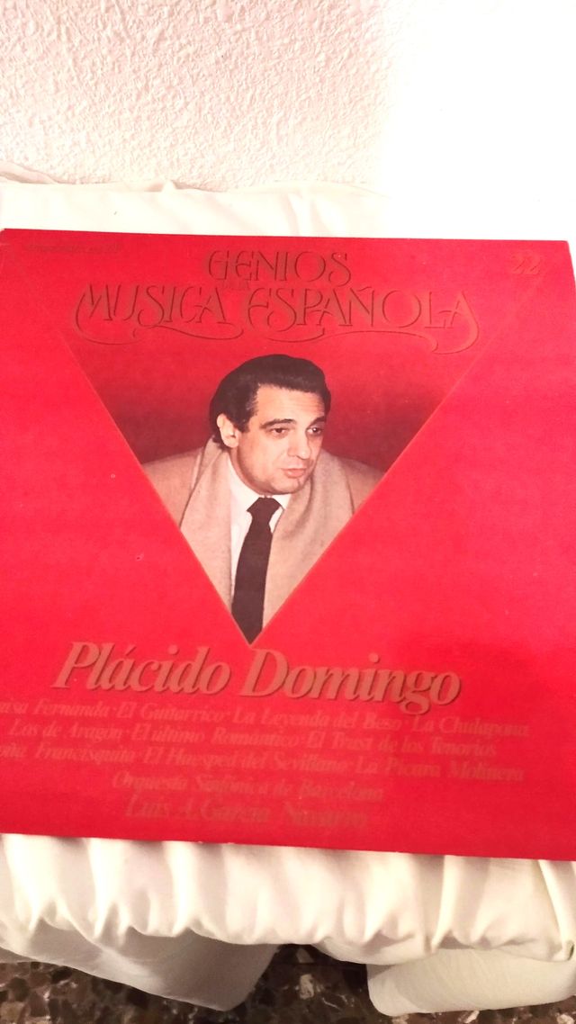 Se regala Disco vinilo Plácido Domingo .