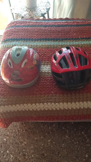 LOS 2 Cascos de niño de 6 a 8 años