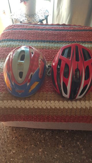 LOS 2 Cascos de niño de 6 a 8 años