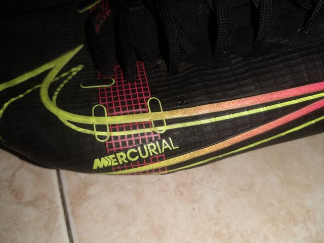 Botas de futbol (Nike mercurial)