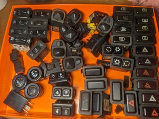 ♻️ Botones varios E30 ♻️