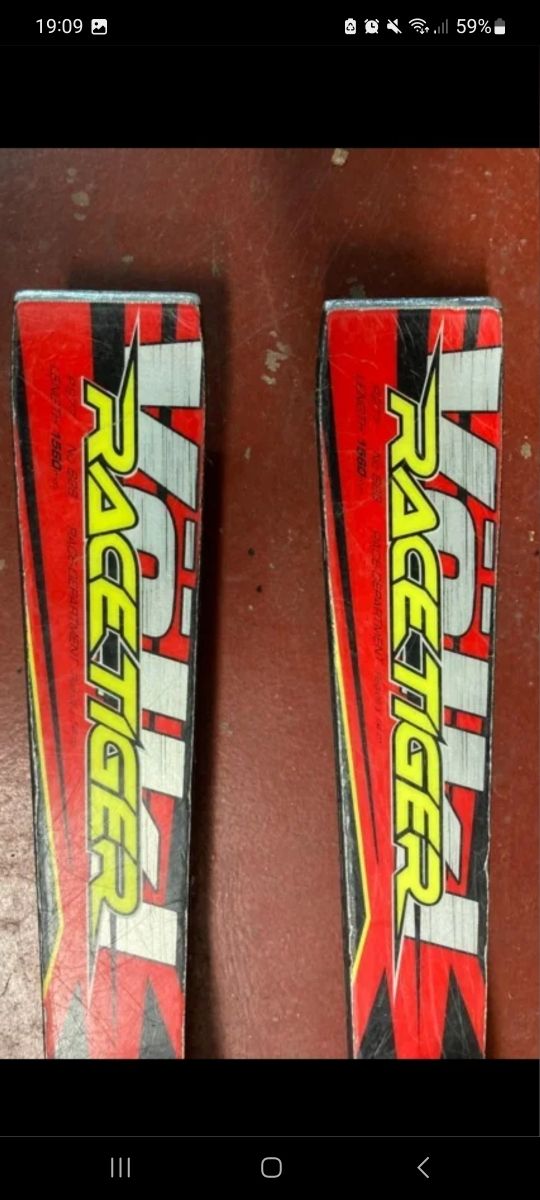 Esquí volki race tiger