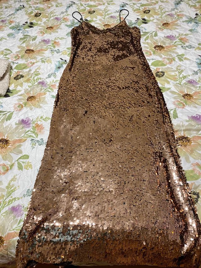 Vestido de fiesta de Stradivarius