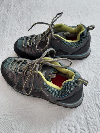 Oferta! Botas Goretex de mujer muy nuevas