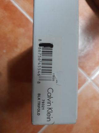 Billetero tarjetero y llavero de Calvin