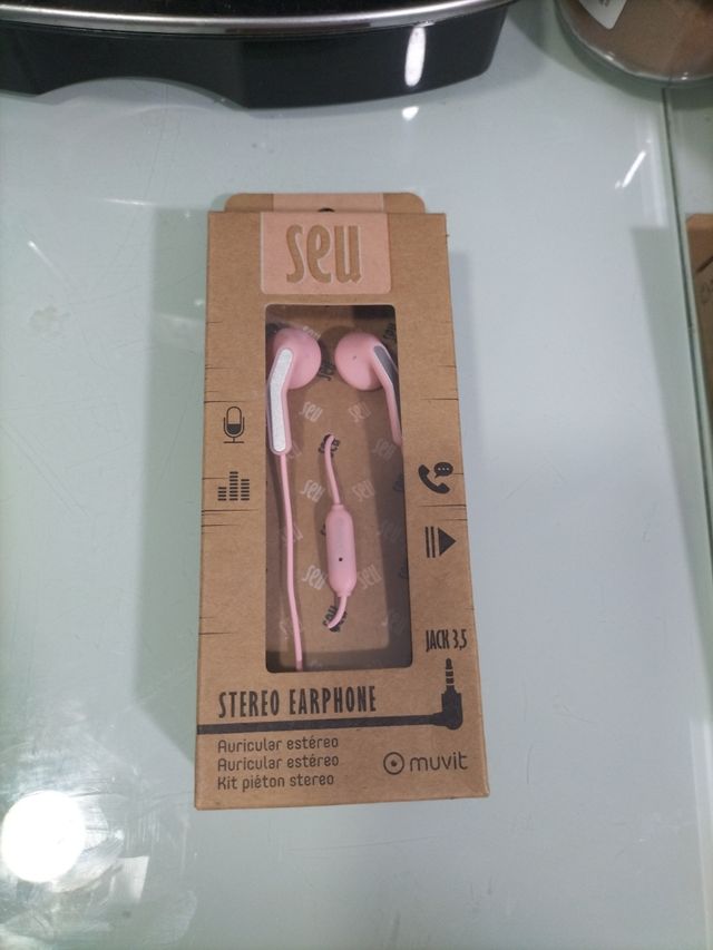 Auriculares rosas tipo jack