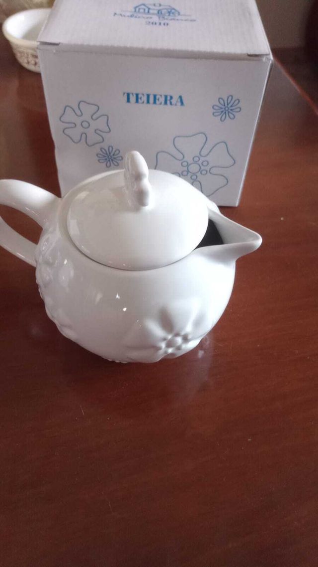 MULINO BIANCO set in porcellana tazze brocca teier