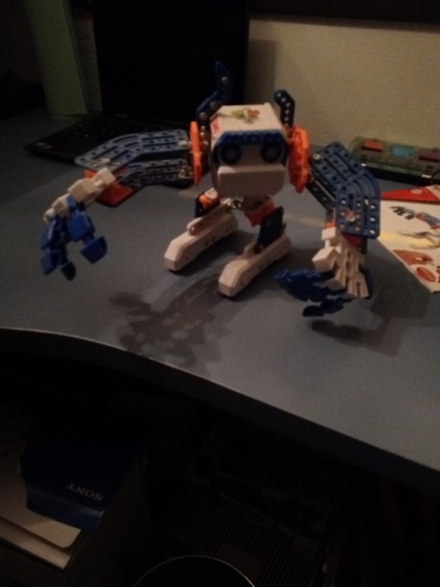 Robot de juguete inteligente