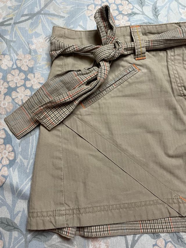 minifalda Bershka T.40