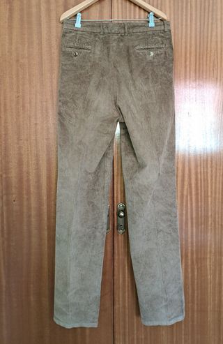 Cazadora y pantalón de pana para hombre