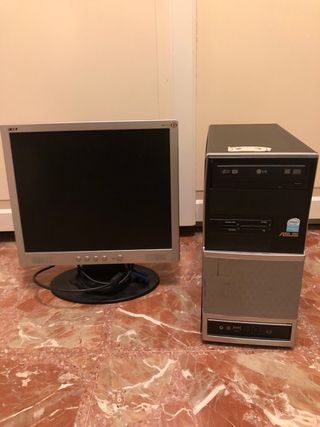 Ordenador Sobremesa Asus Torre y monitor