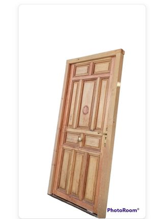 Puertas antiguas de exterior.