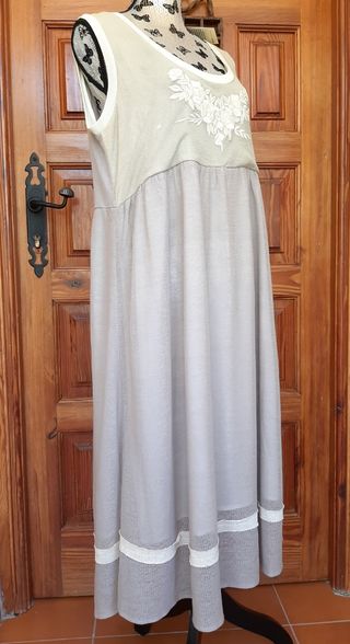 Vestido Bordado Delantero Lysgaard